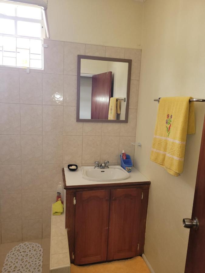 Kensington Oval- 2 Bed 1 Bath Villa Bridgetown Kültér fotó